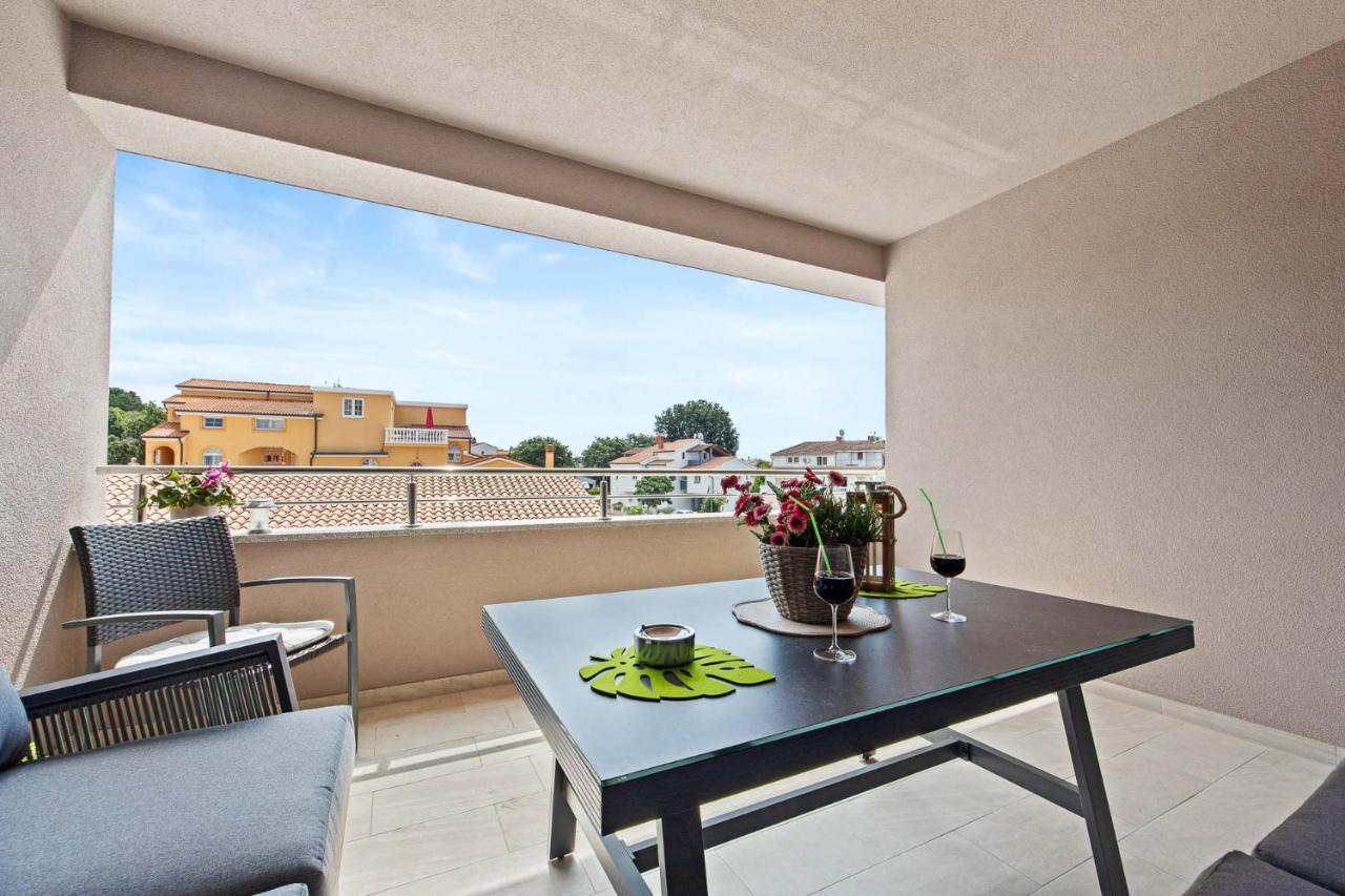 Apartment Leone Medulin Exterior photo