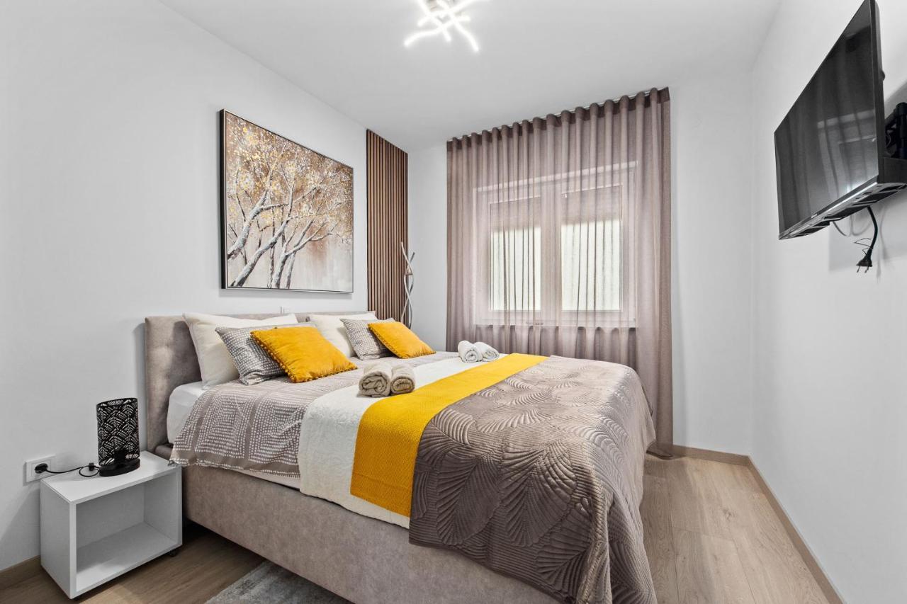 Apartment Leone Medulin Exterior photo